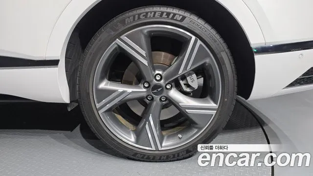 Genesis GV80 — Фото автомобиля 21