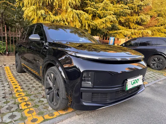 Li Auto L9 — Фото автомобиля 3