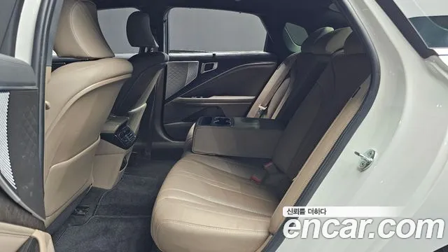 Kia K8 — Фото автомобиля 12