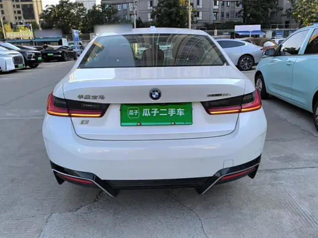 BMW i3 — Фото автомобиля 5