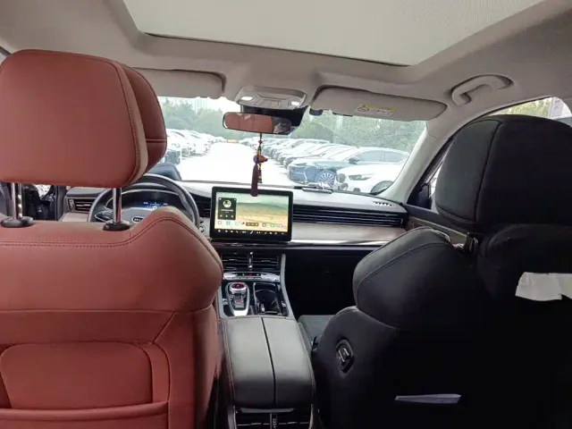 Skyworth Auto HT-i — Фото автомобиля 19