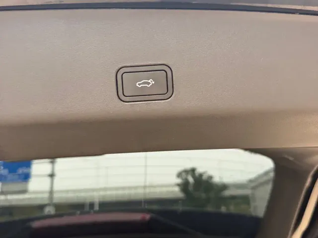 Geely Xingyue L — Фото автомобиля 14