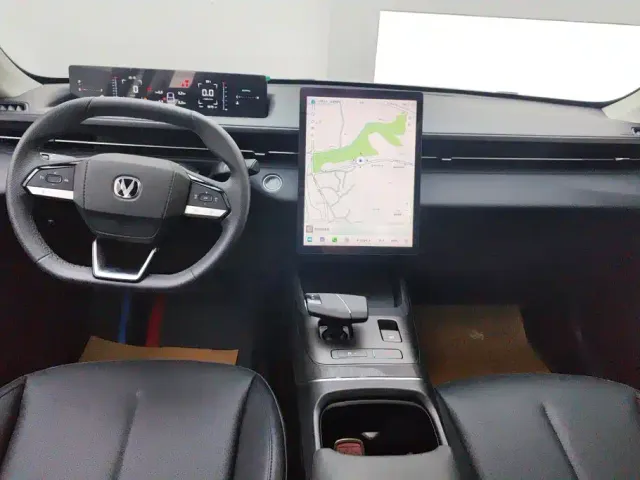 Changan Eado — Фото автомобиля 12