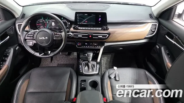 Kia Seltos — Фото автомобиля 7