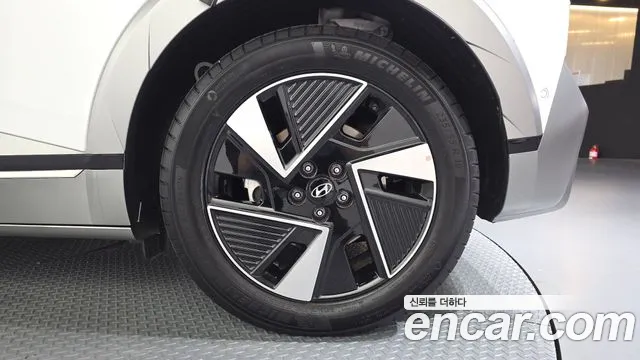 Hyundai Ioniq 5 — Фото автомобиля 6