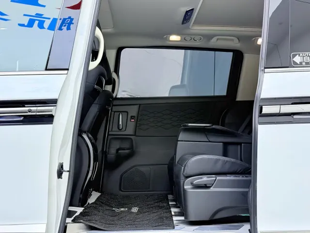 Honda Elysion — Фото автомобиля 7