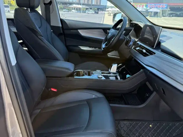 Chery Tiggo 8 PLUS — Фото автомобиля 4