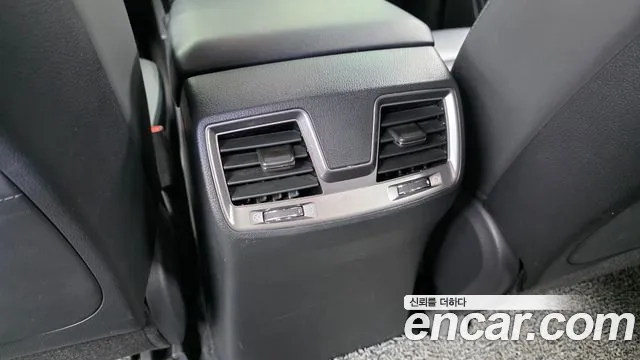 KG_Mobility_Ssangyong Rexton Новый Rexton Sport Khan Дизель 2.2 4WD — Фото автомобиля 30