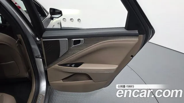 Kia K8 Hybrid — Фото автомобиля 14