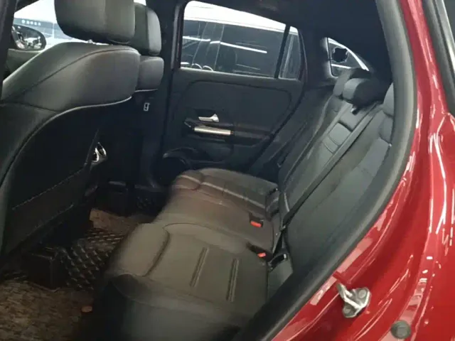Mercedes-Benz GLA-Class — Фото автомобиля 16