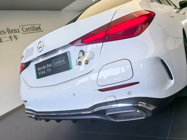 Mercedes-Benz Mercedes-Benz C-Class New Energy 2023 C 350 eL — Фото автомобиля 9