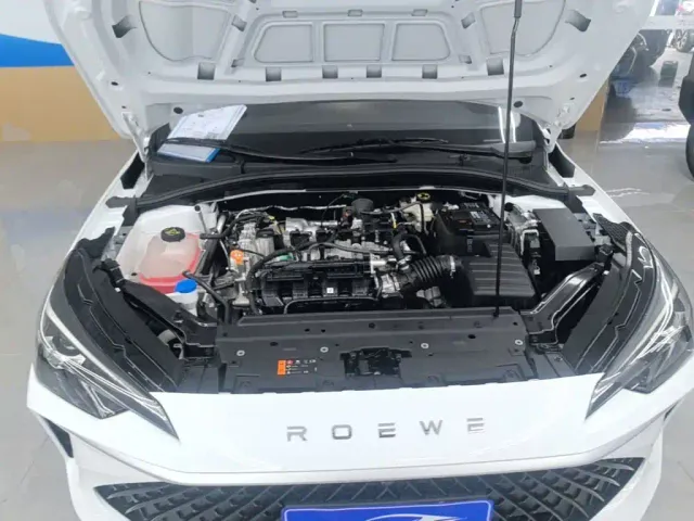 Roewe i5 — Фото автомобиля 19