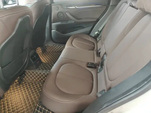 BMW X1 — Фото автомобиля 16
