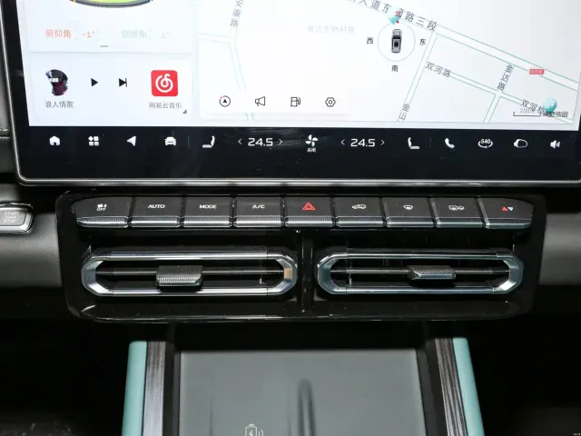 Jetour T1 — Фото автомобиля 9