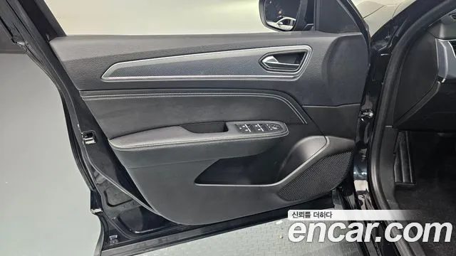 Renault-KoreaSamsung XM3 1.3 TCe RE Signature — Фото автомобиля 24
