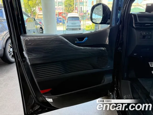 Hyundai Staria — Фото автомобиля 14