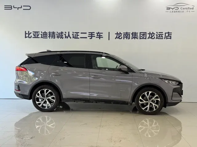 BYD Tang — Фото автомобиля 10