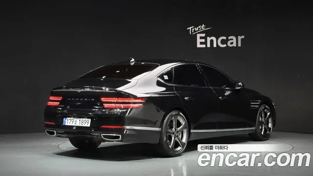 Genesis G80 Бензин 3.5 турбо AWD — Фото автомобиля 2
