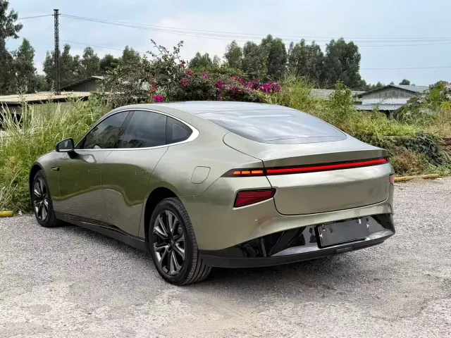 Xpeng P7 — Фото автомобиля 7