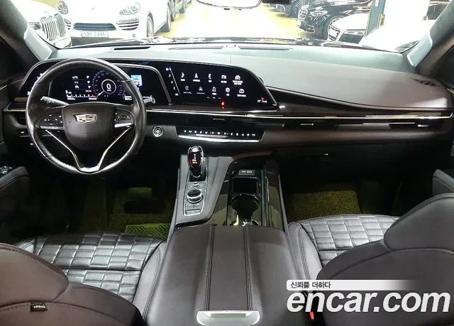 Cadillac Escalade Generation 5 — Фото автомобиля 4