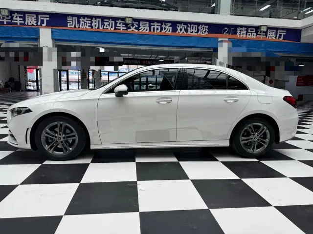 Mercedes-Benz A-Class — Фото автомобиля 6