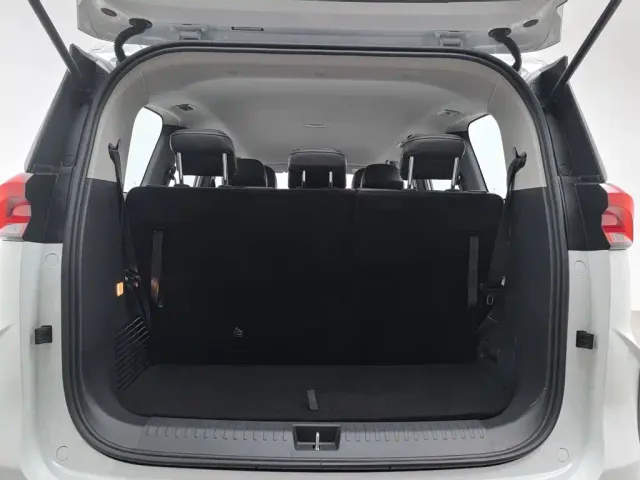 Maxus Dajia 5 — Фото автомобиля 16