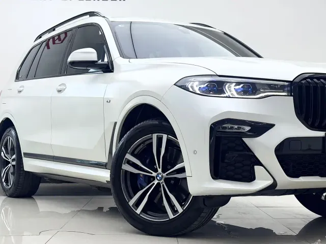 BMW X7 — Фото автомобиля 5
