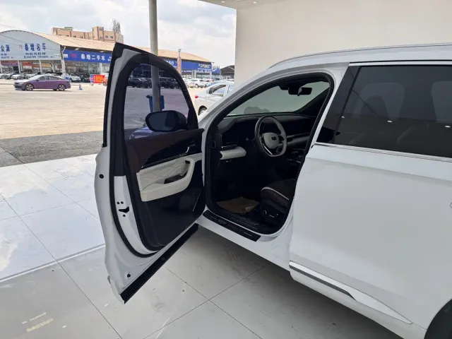 Geely Xingyue L — Фото автомобиля 9