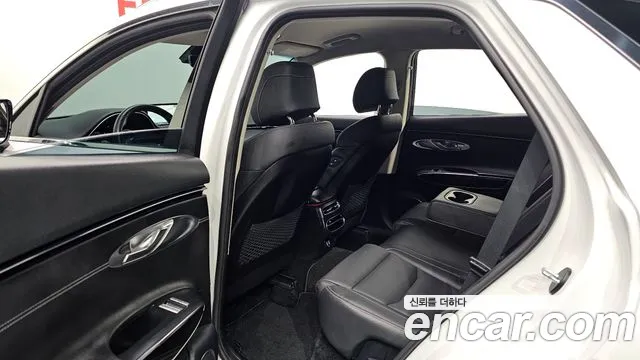 Genesis GV70 2.5T Бензин AWD — Фото автомобиля 11