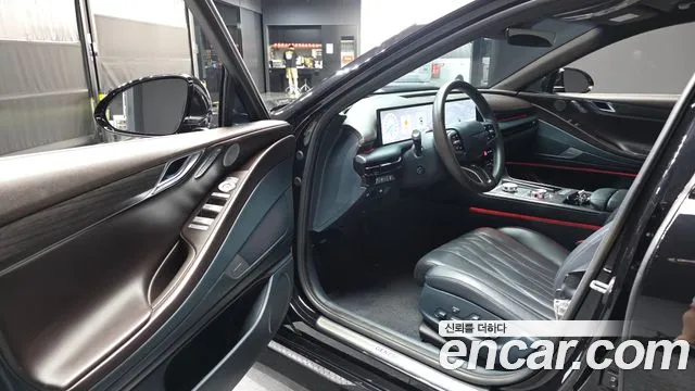 Genesis G80 Бензин 3.5 турбо AWD — Фото автомобиля 10