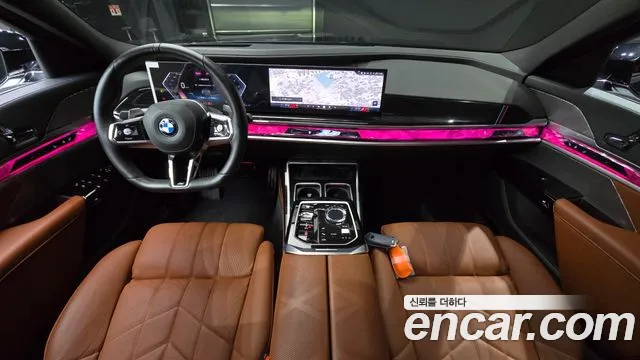 BMW 7 Series G70 — Фото автомобиля 7