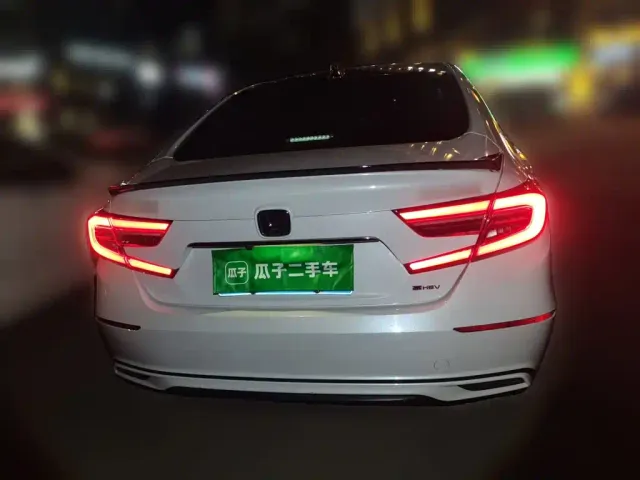 Honda Accord — Фото автомобиля 5