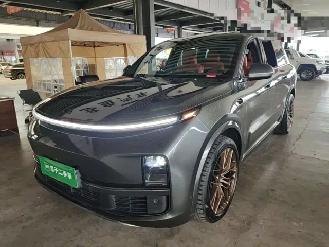 Фотография автомобиля — Li Auto L8