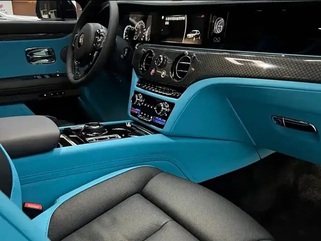 Rolls-Royce Ghost — Фото автомобиля 4