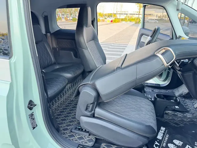 Baojun KiWi EV — Фото автомобиля 11
