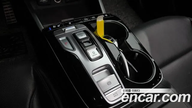 Hyundai Tucson Tucson (NX4) Бензин 1.6 турбо 2WD — Фото автомобиля 9