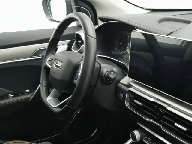 Geely Binyue — Фото автомобиля 22
