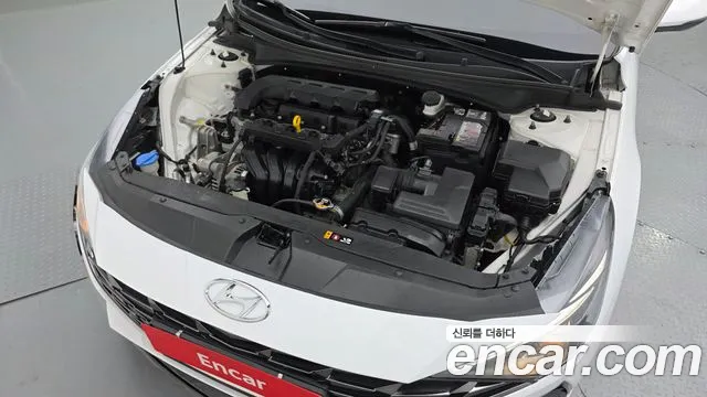 Hyundai AVANTE Avante (CN7) — Фото автомобиля 6