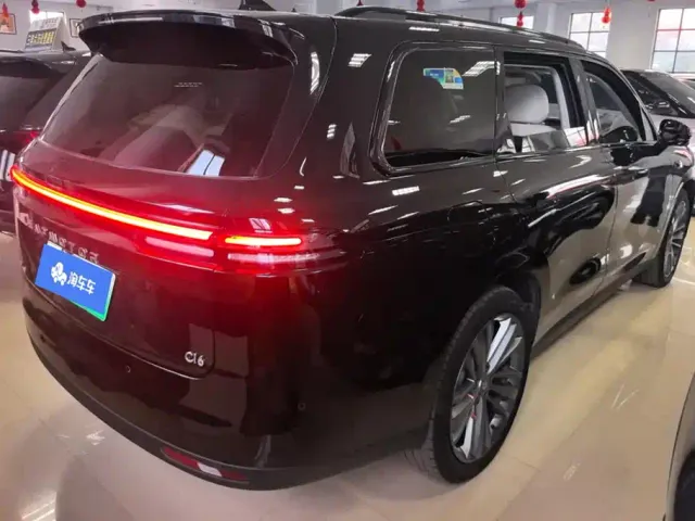 Leapmotor C16 — Фото автомобиля 3