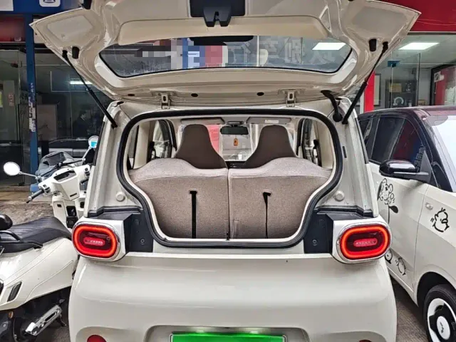 Wuling Hongguang Mini EV — Фото автомобиля 18