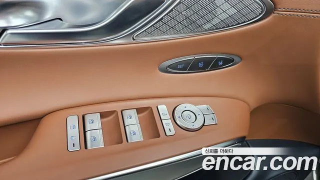 Genesis GV70 2.5T Бензин 2WD — Фото автомобиля 27