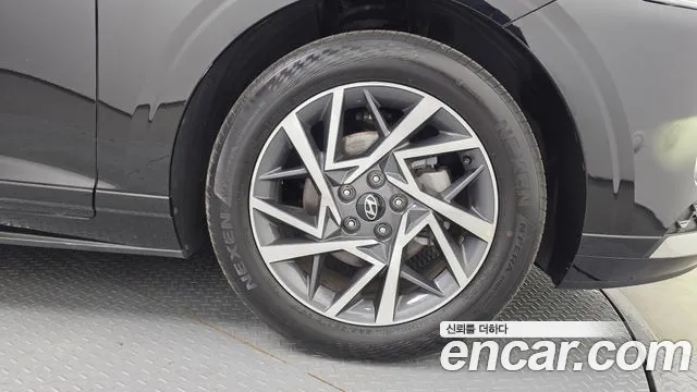 Hyundai Grandeur GN7 — Фото автомобиля 6