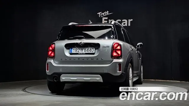 Mini Countryman — Фото автомобиля 4