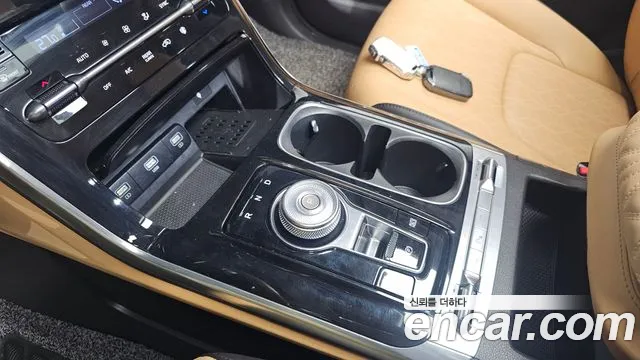 Kia Canival Carnival 4 поколение Бензин 9 мест Noblesse — Фото автомобиля 9