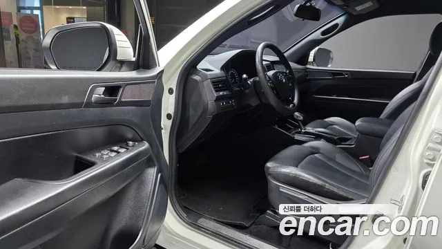 KG_Mobility_Ssangyong Rexton Новый Rexton Sport Дизель 2.2 4WD — Фото автомобиля 10
