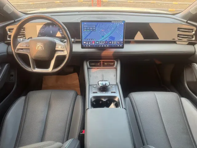 BYD Qin L — Фото автомобиля 15