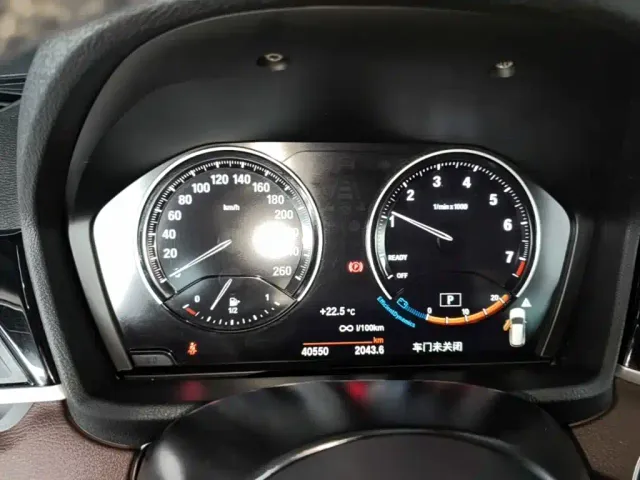 BMW X1 — Фото автомобиля 11