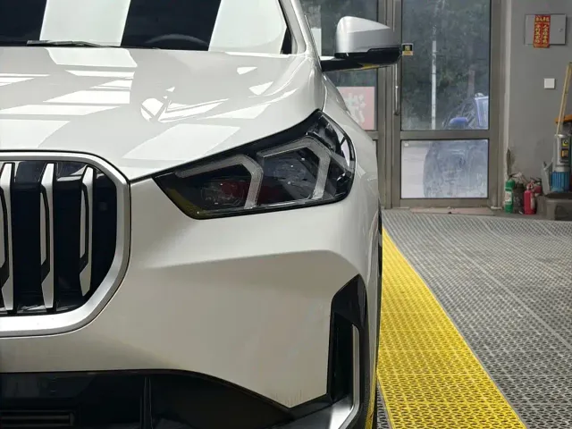 BMW X1 — Фото автомобиля 7