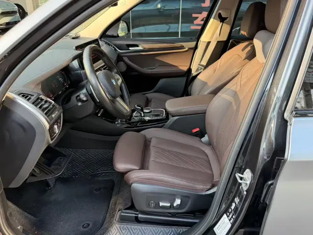 BMW X3 — Фото автомобиля 9