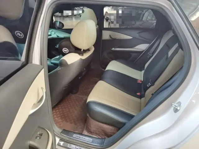 BYD Dolphin — Фото автомобиля 16